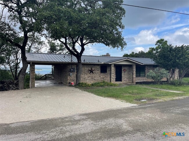 Building Photo - 573 Osage Dr