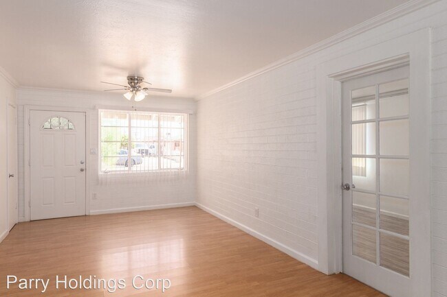 Building Photo - 3 br, 1 bath House - 2614 N 40th Drive