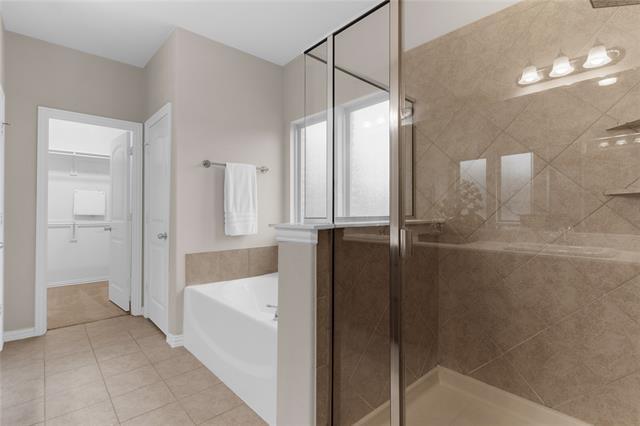 Building Photo - 701 Spring Falls Dr