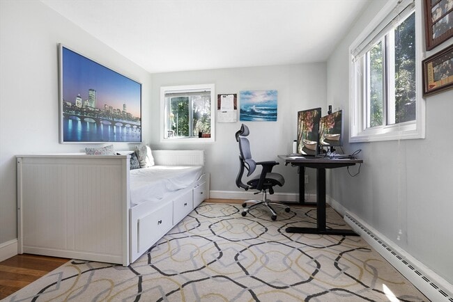 Building Photo - 440 S Main St