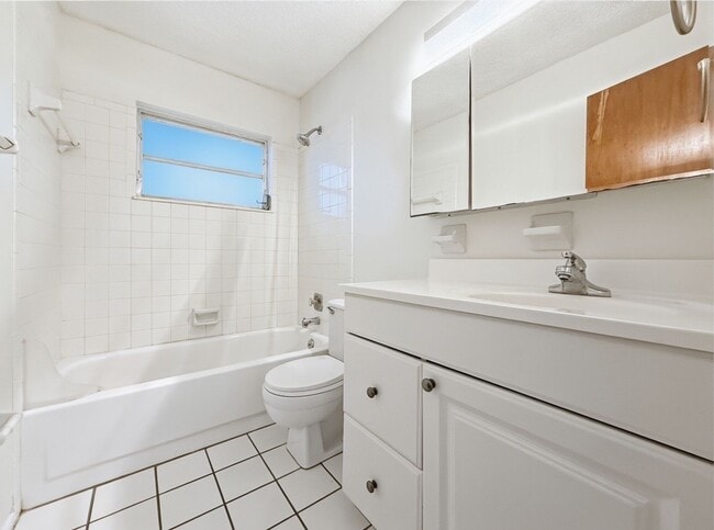 Building Photo - 3/2 Home in College Park