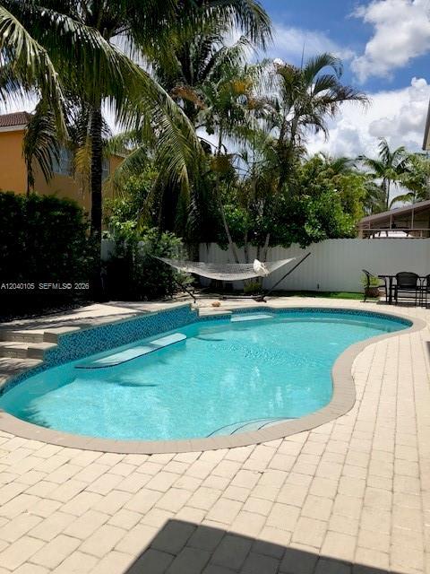 Building Photo - Northwest 87th Place, Hialeah, FL 33018 - 5 BR 4.5 BA single-family home