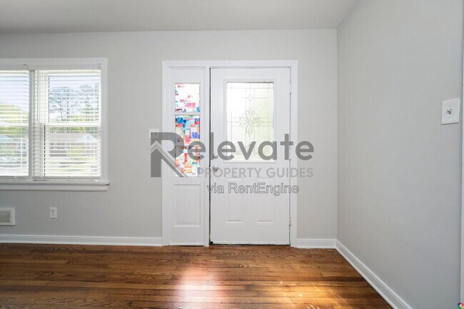 Building Photo - 9020 Weldon Dr