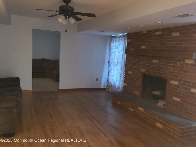 Building Photo - 1591 Marco Island Dr