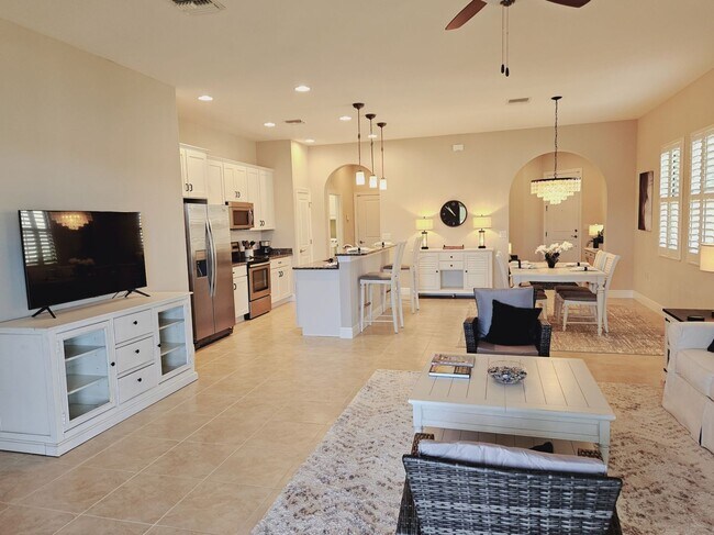 Building Photo - Seasonal Short-Term Single Family located at Sarasota National Golf Club (Social Membership) with...