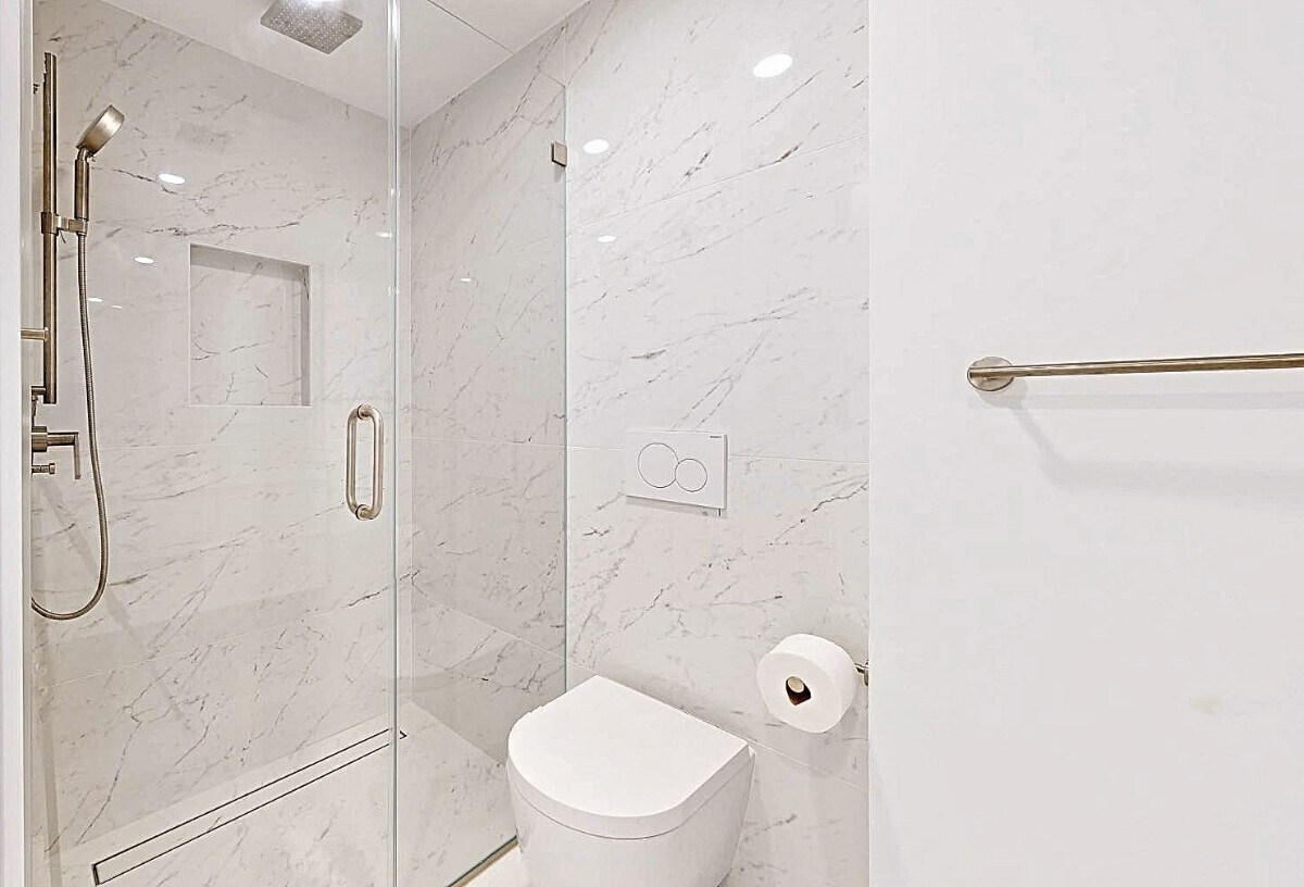 Building Photo - Lafayette Street