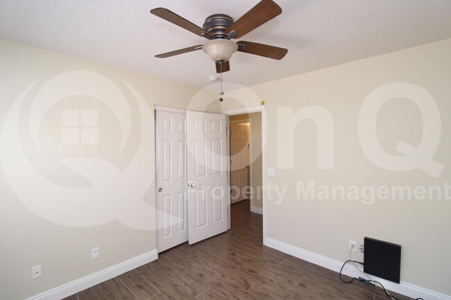 Building Photo - 25835 W Whyman St