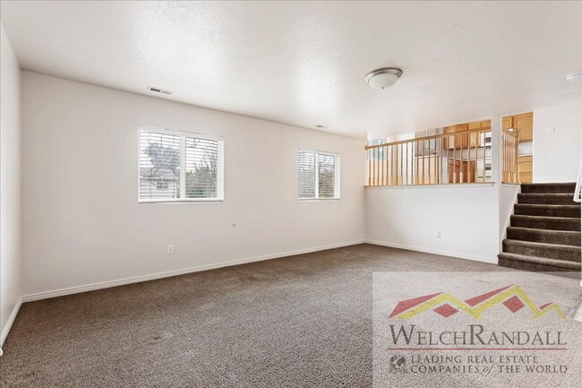 Building Photo - Spacious Single Family Home in Ogden