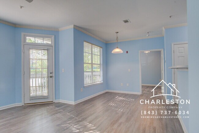 Building Photo - 45 Sycamore Ave