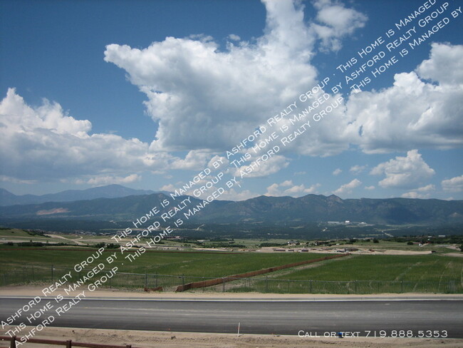 Building Photo - 13849 Windy Oaks Rd