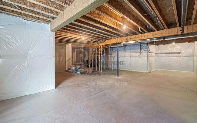 Building Photo - 218 E Chestnut St