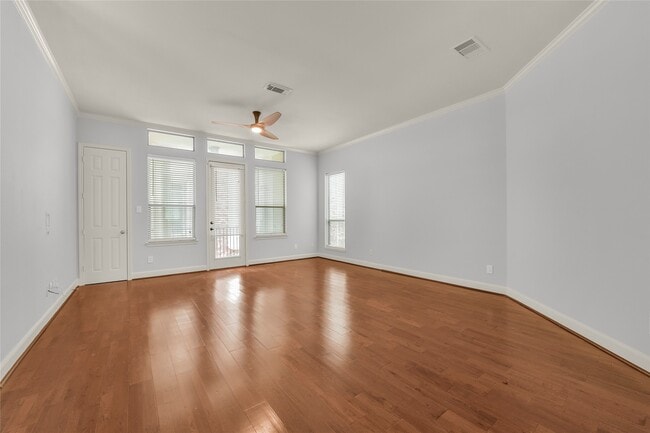 Building Photo - 1607 W Dallas St
