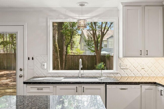 Building Photo - 43 W Gaslight Pl