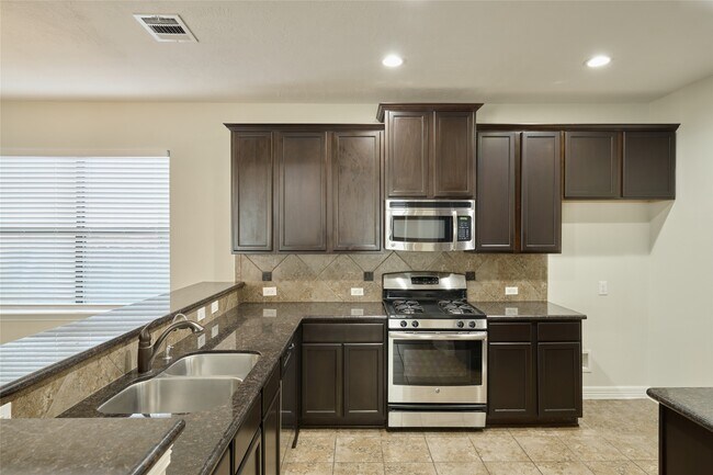 Building Photo - 630 Aulia Ln