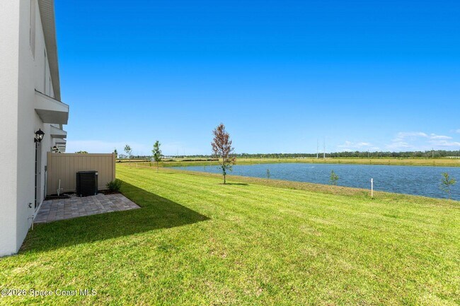 Building Photo - 9732 Venetian Sq