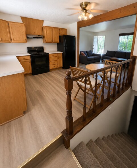 Building Photo - 661 S 1200 W