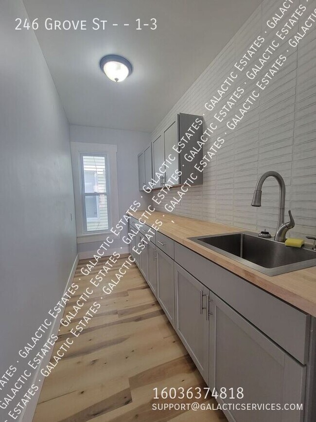 Primary Photo - 246 Grove St