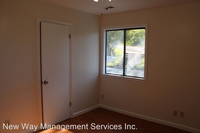Building Photo - 3 br, 3 bath House - 1154 Belmont Ave
