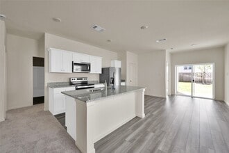 Building Photo - 583 Firemoon St