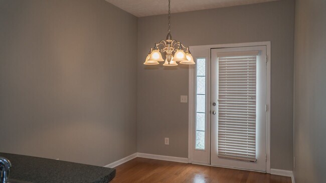 Building Photo - 714 Spence Enclave Ln