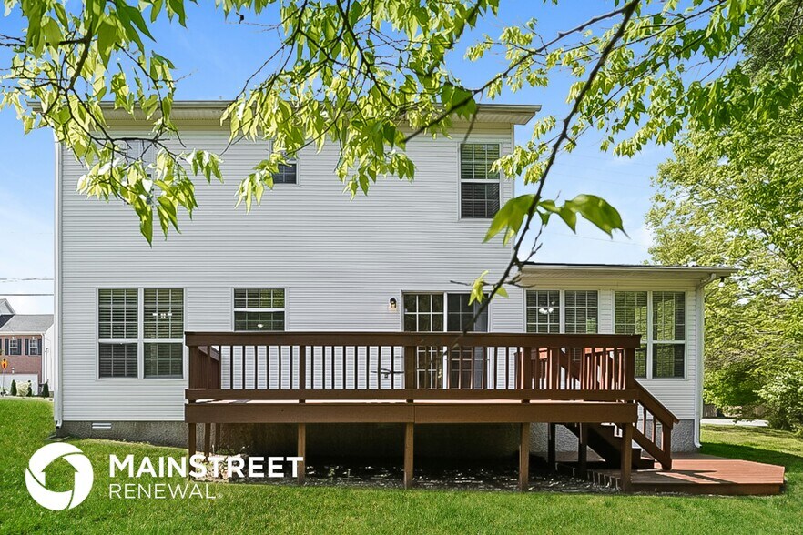 Building Photo - 6132 Hampton Hall Way