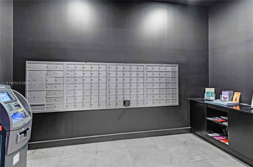 Amenities - 350 NE 24th St