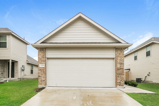 Primary Photo - 2326 Redlove Dr