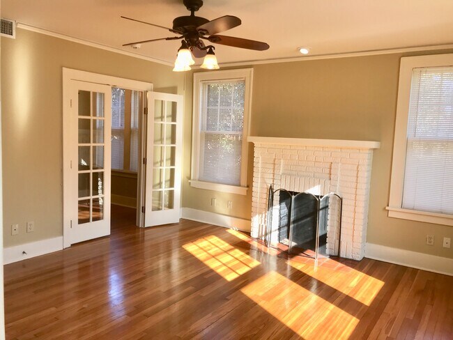 Living Room - 510 W 17th St