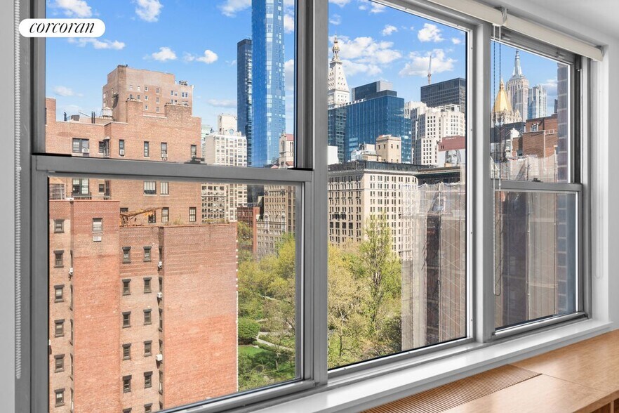 Building Photo - 32 Gramercy Pk S