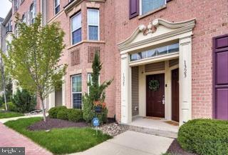 Building Photo - 1325 Cheswick Ln