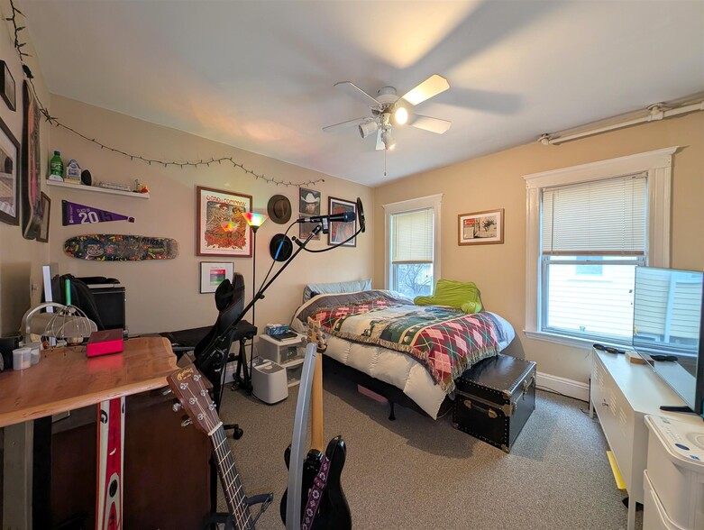 Building Photo - 80 Pearson Rd