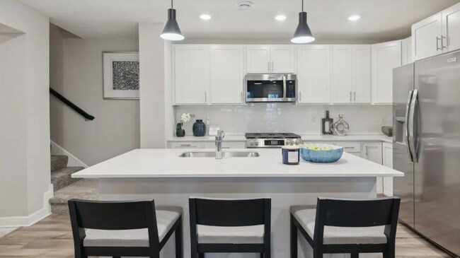 Building Photo - 14943 Adare Way