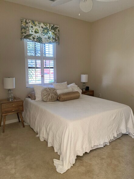 Building Photo - 8997 Cambria Cir