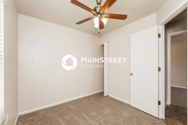 Building Photo - 3 Bedroom Pet-Friendly Home in Sebastian, ...