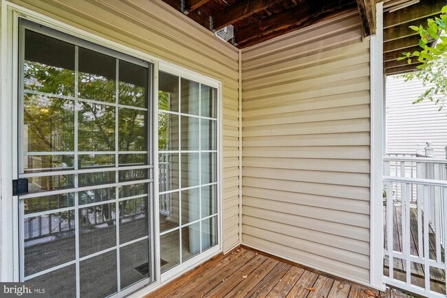 Building Photo - 333 Prettyman Dr