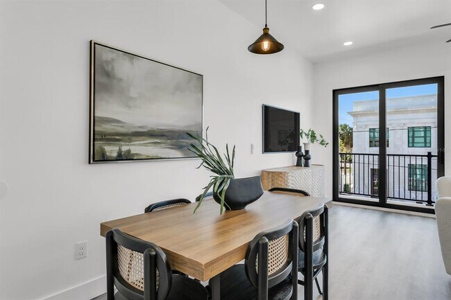 Building Photo - 7016 S Mascotte St