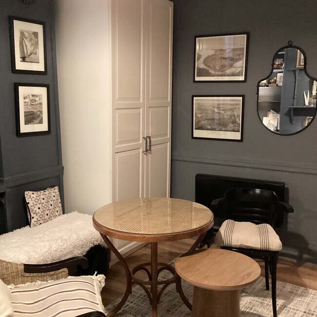 Building Photo - 21 Beacon St