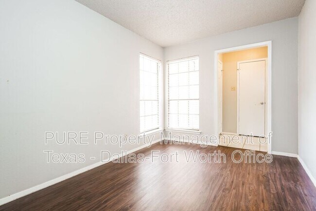 Building Photo - 7232 Timberidge Dr