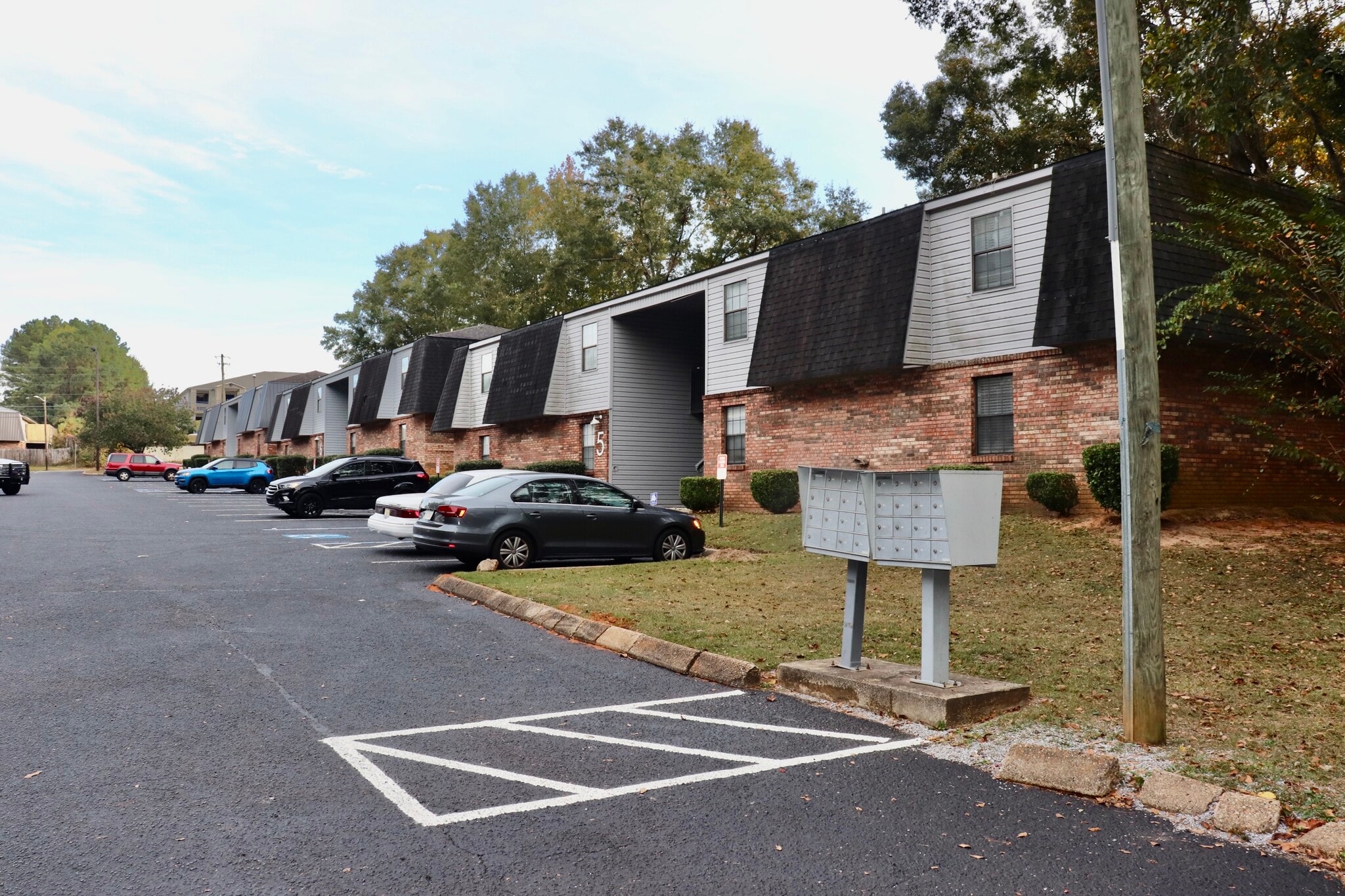 Exterior - 300 Apache Dr