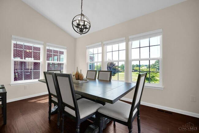 Building Photo - 6468 Holly Ln