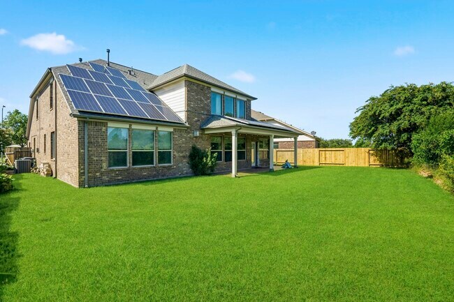 Building Photo - 25907 Foxrun Vista Dr