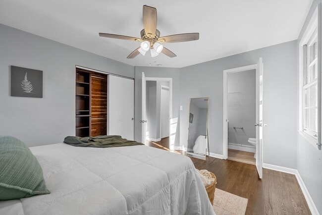 Building Photo - 102 Preston Dr