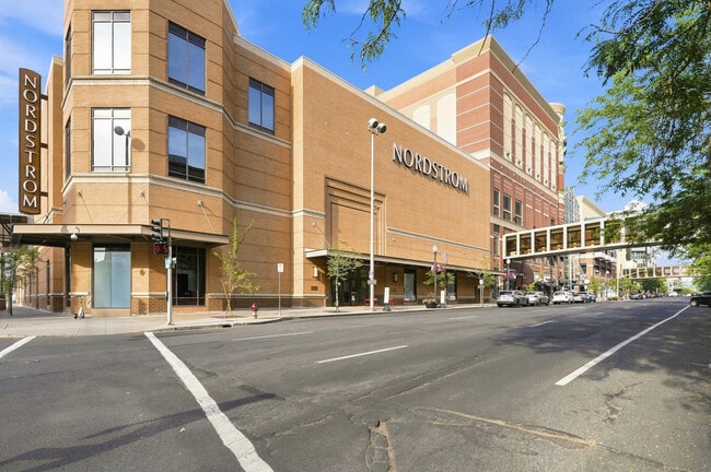 Building Photo - 809 W Main Ave