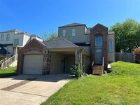 Building Photo - 1505 Park Pl