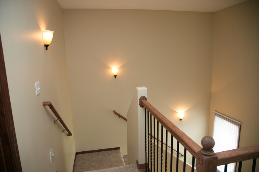 Building Photo - 6302 Pawnee Ln