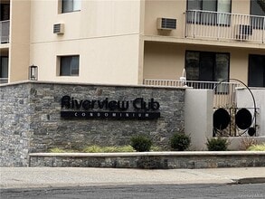 Building Photo - 1155 Warburton Ave