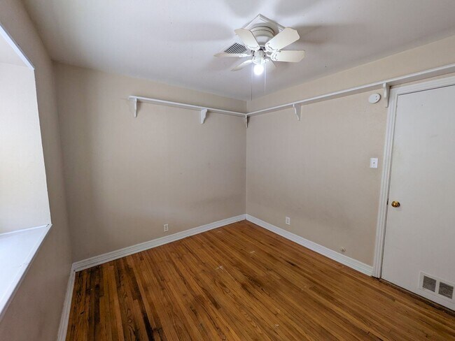 Building Photo - 770 Peyton Dr