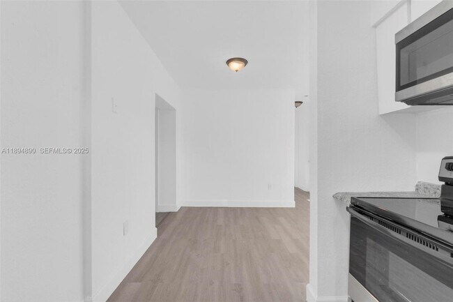 Building Photo - 3051 NW 77th St