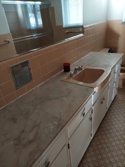 Building Photo - 2883 Charing Rd