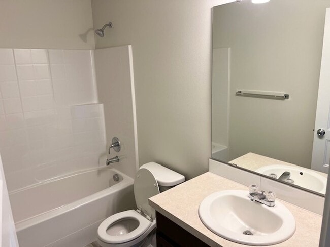 Building Photo - Beautiful 3 Bedroom property in Marysville!!